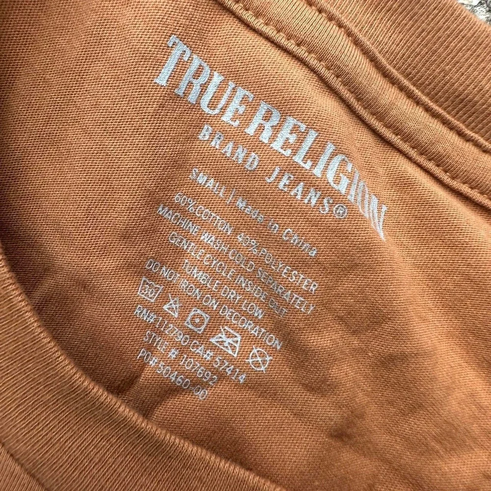 NWT True Religion Brown Acorn Graphic T-Shirt Size small